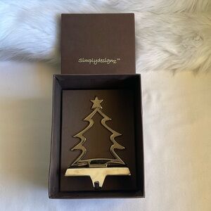 Simply design Tree Stocking Holder.